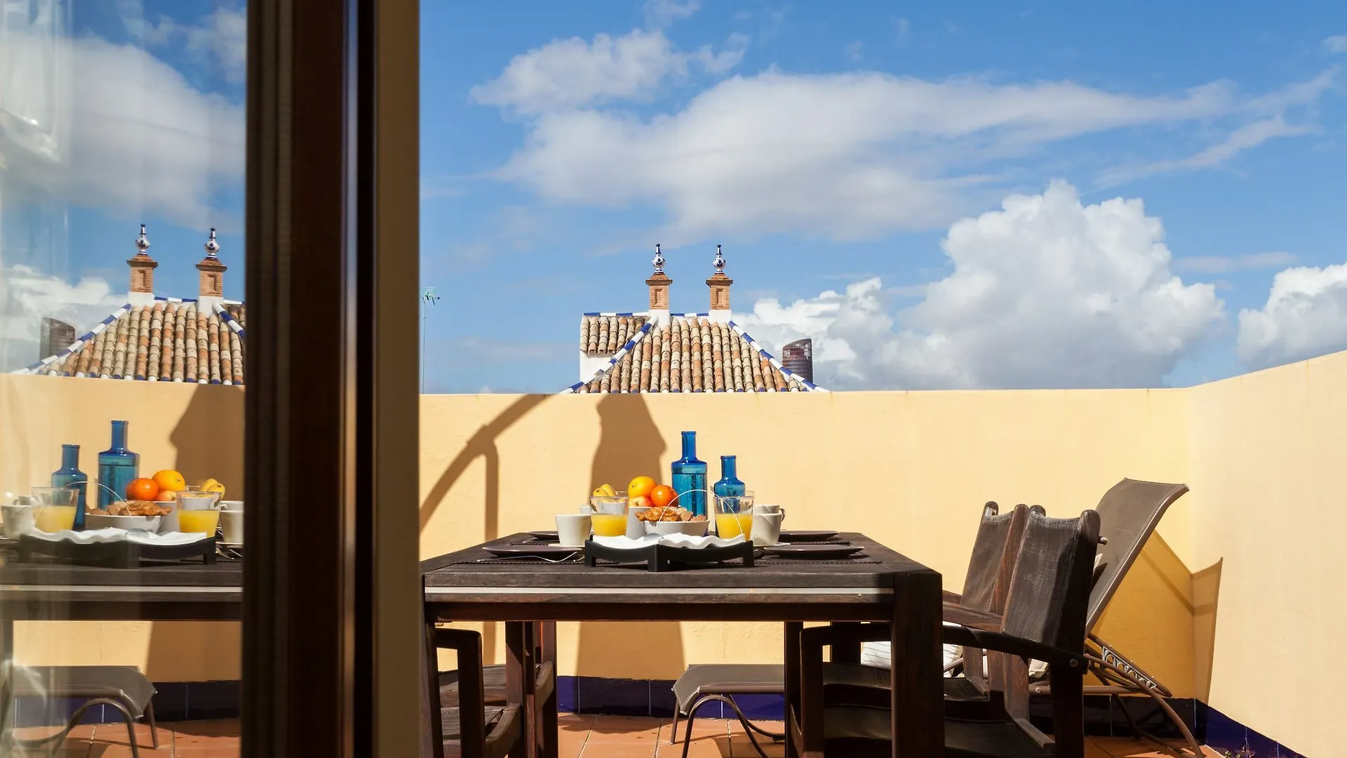 Green-Apartments Giralda Views Seville Apartment