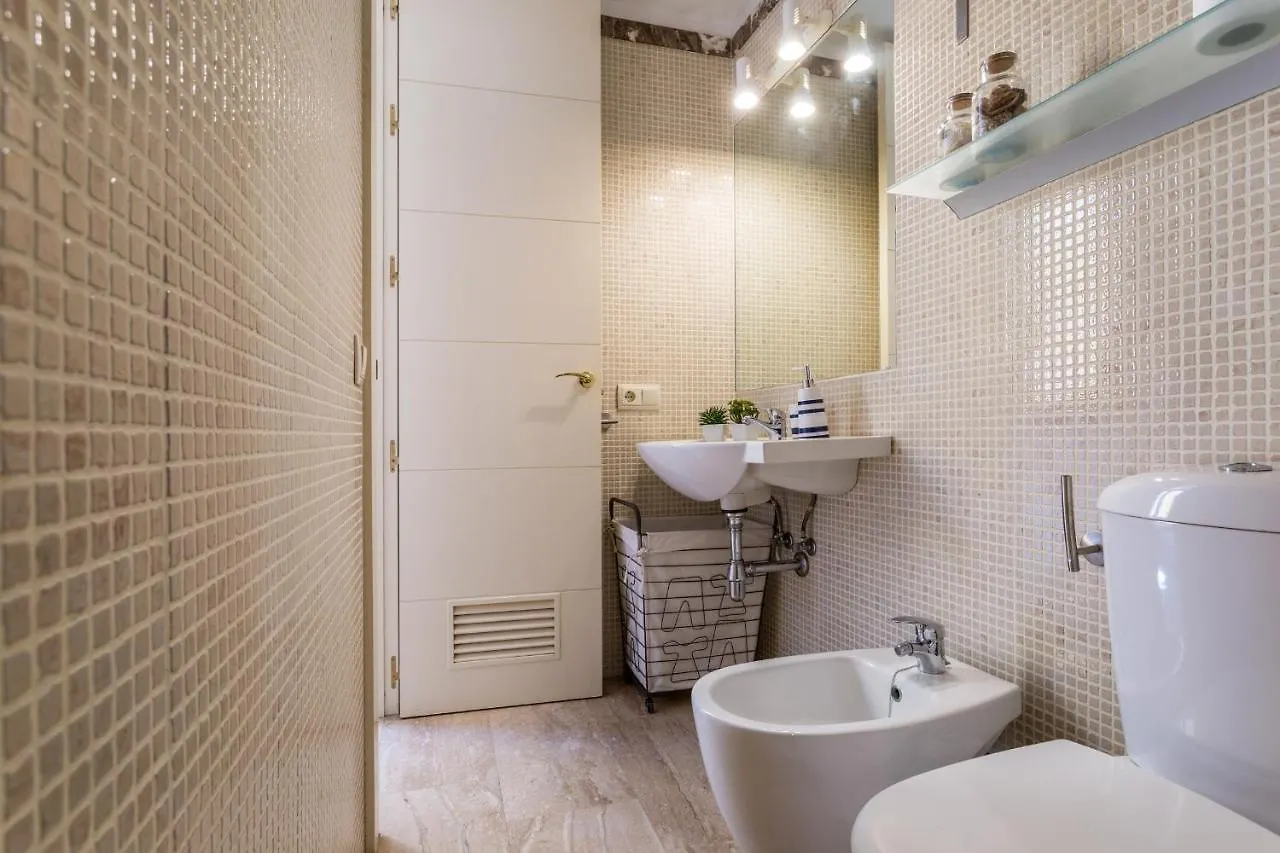 Green-Apartments Giralda Views Seville 0*,