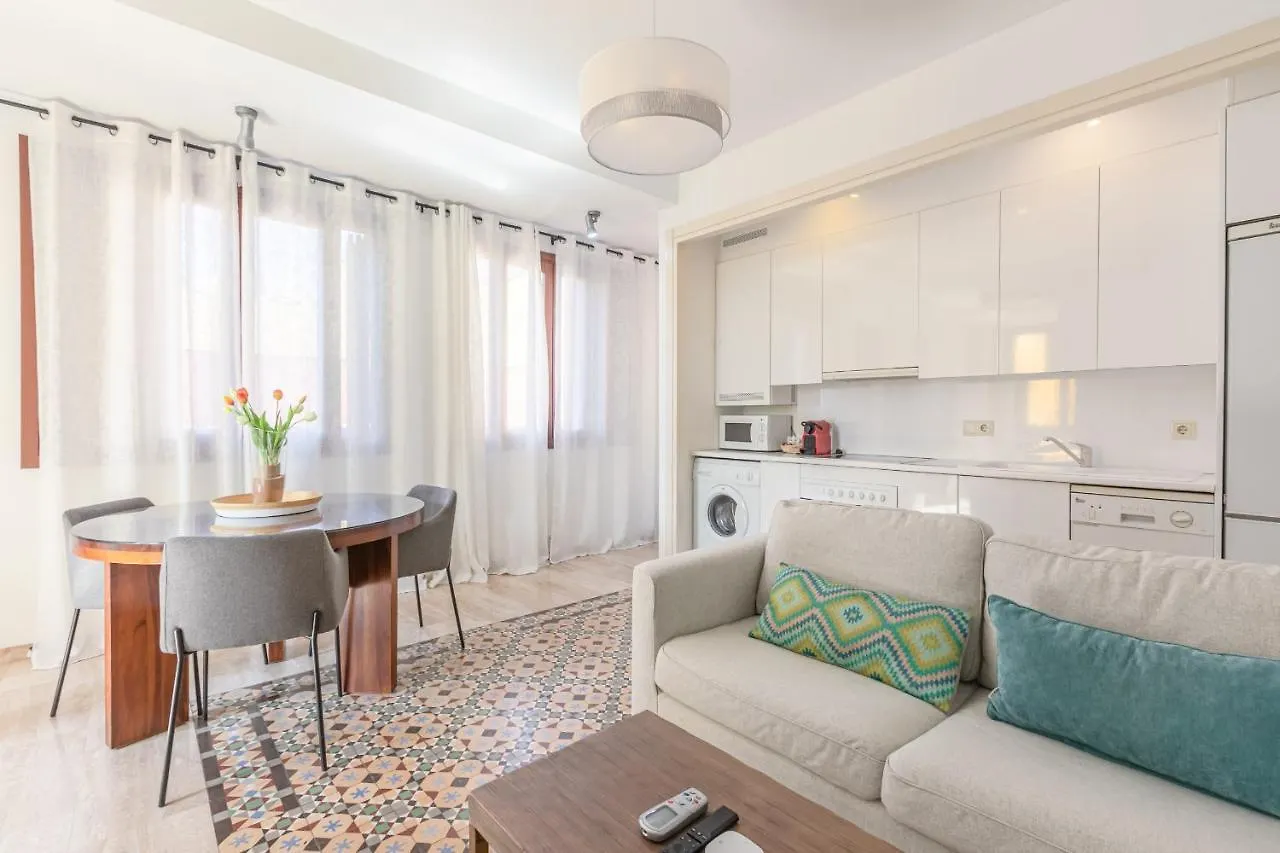 Green-Apartments Giralda Views Seville Spain